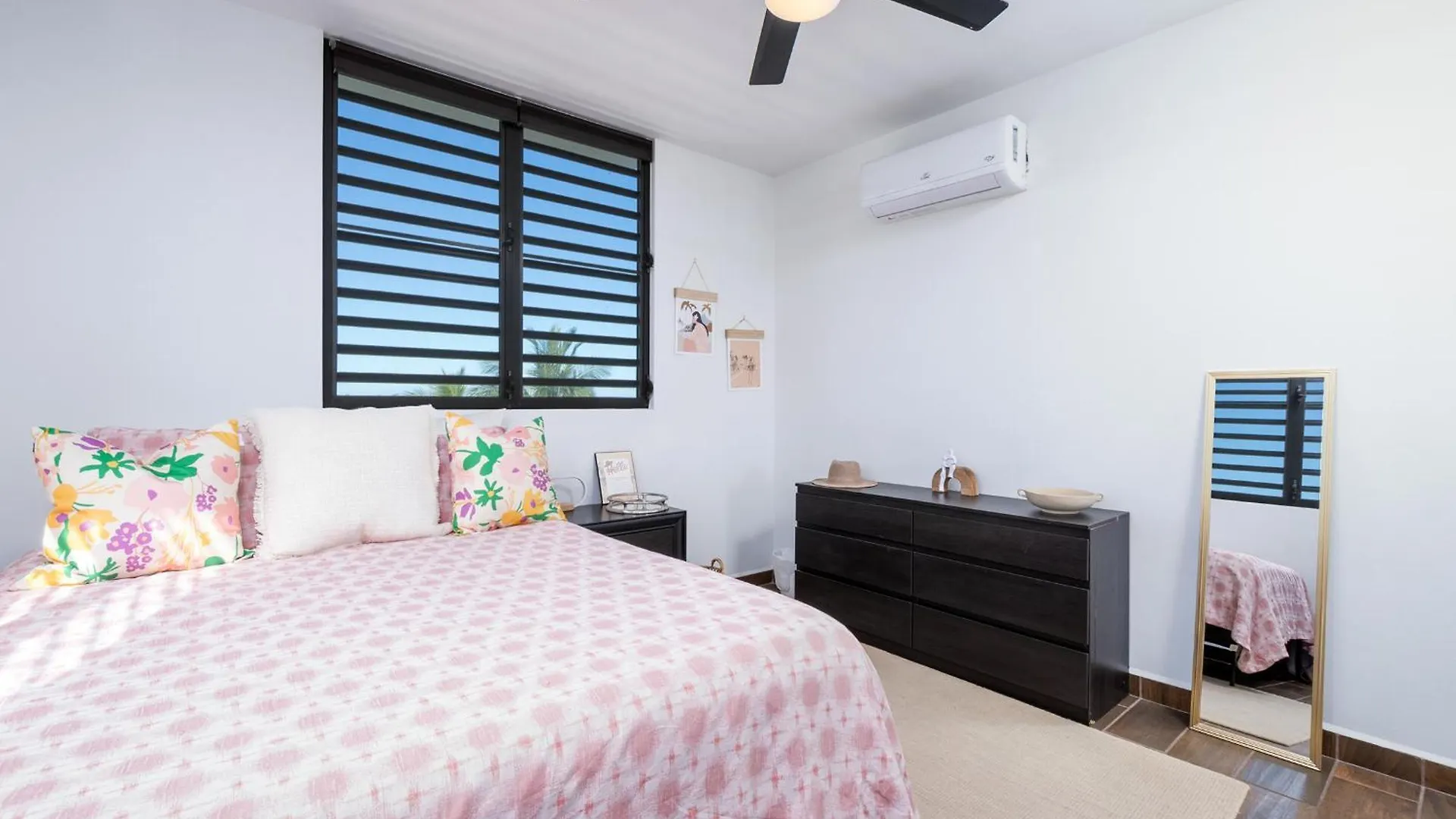 Casa Sea La Vie Luxury Oceanview Home W Pool イサベラ 別荘